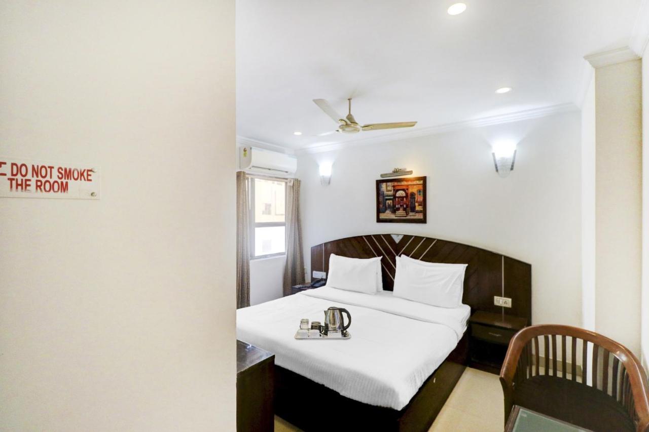 מלון ניו דלהי Townhouse 517 La Sapphire Near Delhi Airport מראה חיצוני תמונה